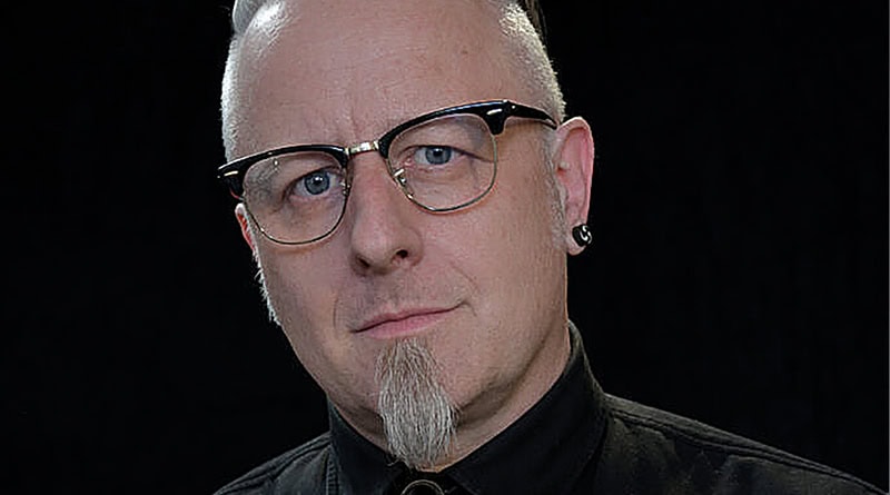 DIE EWIGE WIEDERKEHR DER TOTEN