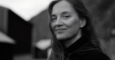 Portraitfoto Luci van Org, s/w, von Axel Hildebrand