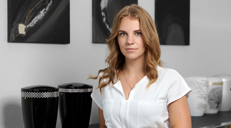 DEM MENSCHEN ZUGEWANDT