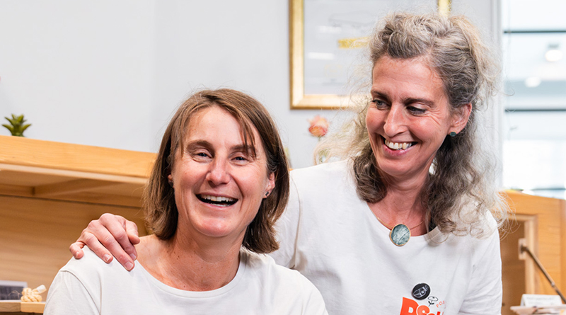 DEATH POSITIV UND SARGBAR – Interview mit Verena Brunnbauer und Nicole Honeck