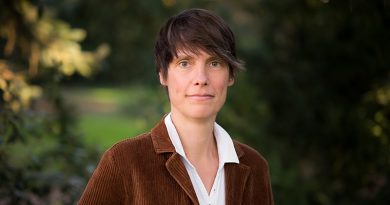 „WAS IST DER TOD FÜR DICH? 100 FRAGEN AN EINE BESTATTERIN.“