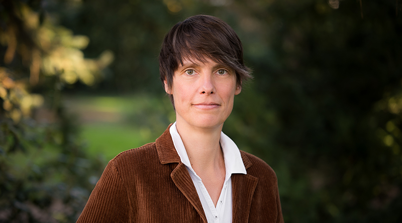 „WAS IST DER TOD FÜR DICH? 100 FRAGEN AN EINE BESTATTERIN.“